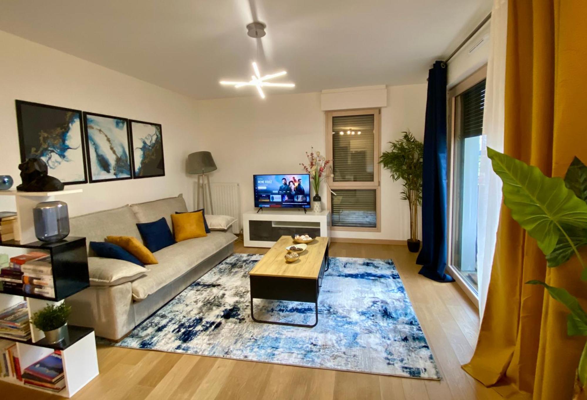Loft Industriel A Cote De La Defense Apartment น็องแตร์ ภายนอก รูปภาพ