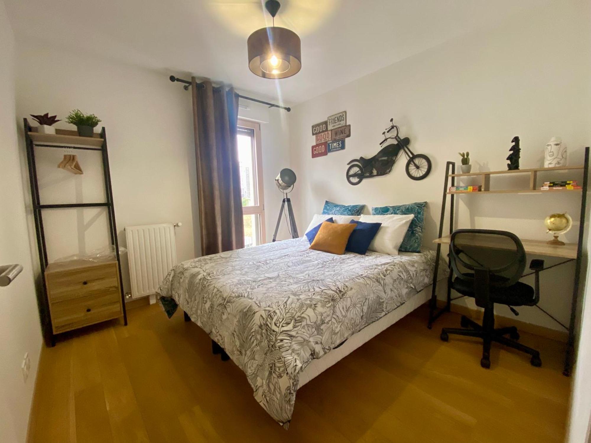 Loft Industriel A Cote De La Defense Apartment น็องแตร์ ภายนอก รูปภาพ