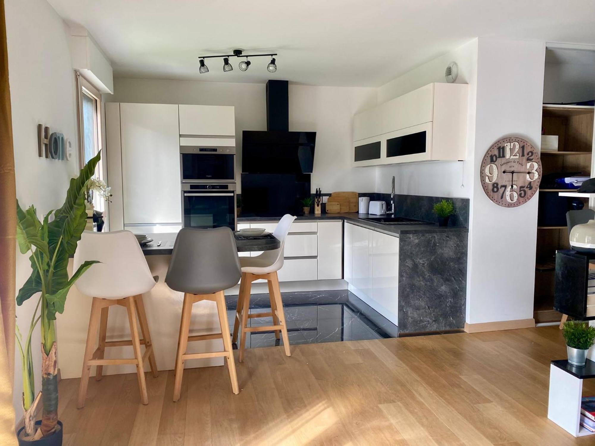 Loft Industriel A Cote De La Defense Apartment น็องแตร์ ภายนอก รูปภาพ
