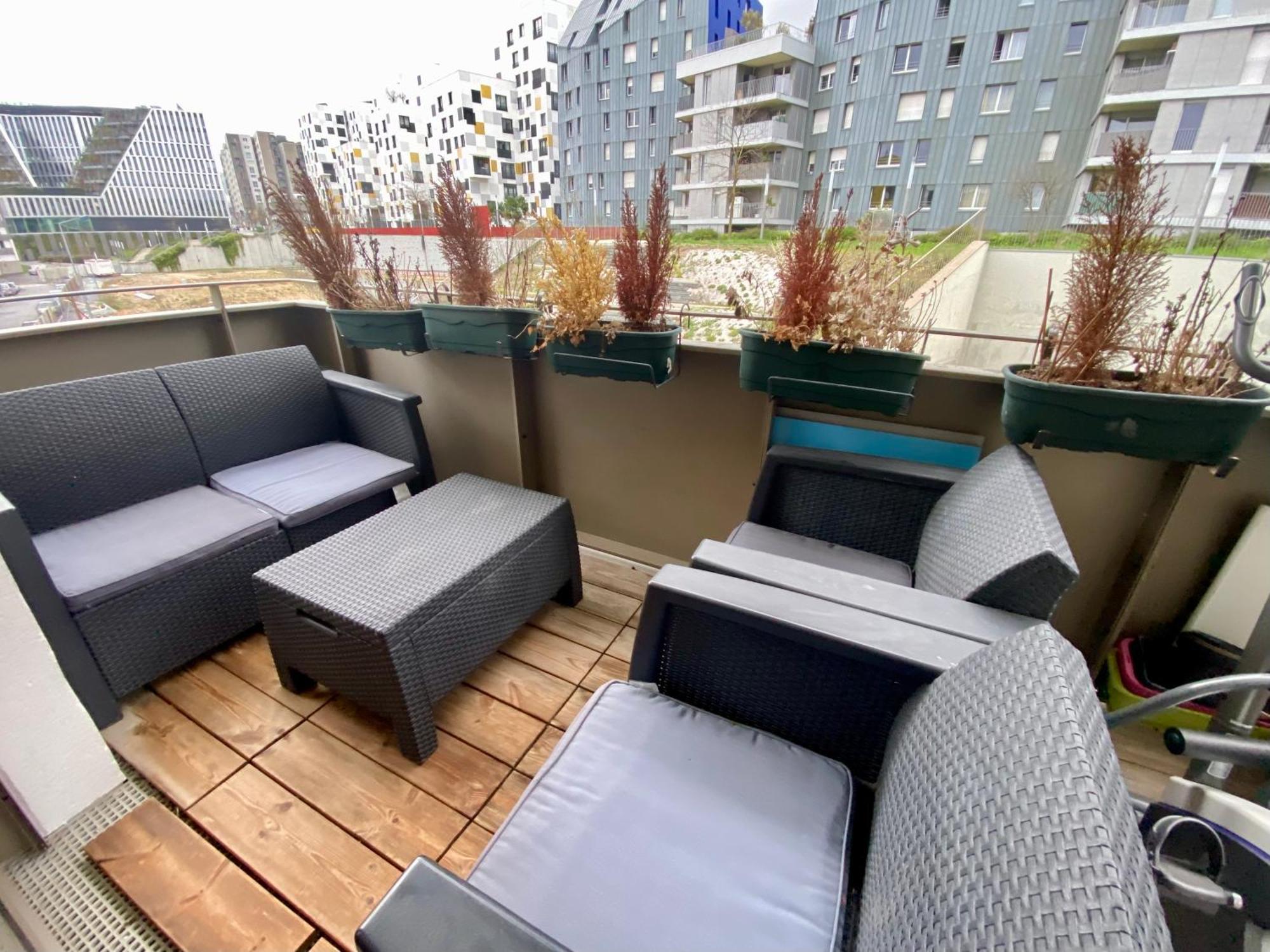 Loft Industriel A Cote De La Defense Apartment น็องแตร์ ภายนอก รูปภาพ